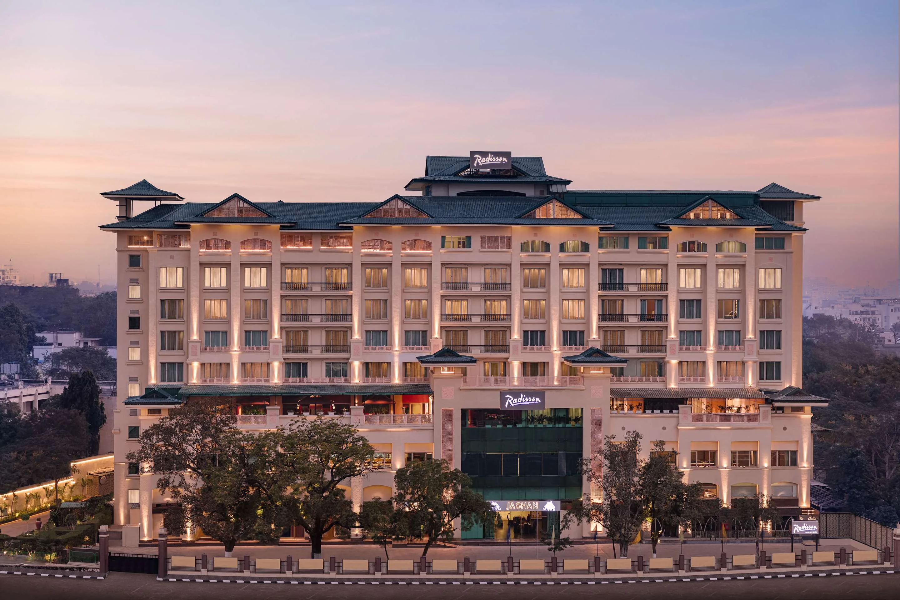 radisson blu jaipur